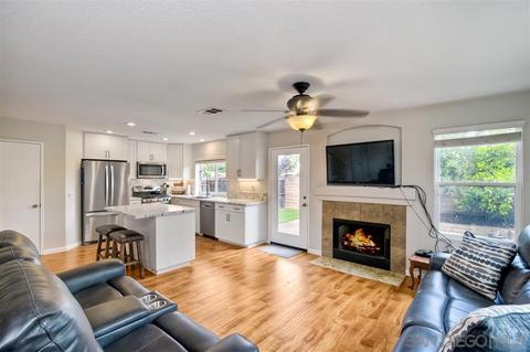 268 Apple Gln, Escondido, CA 92025 photo 6