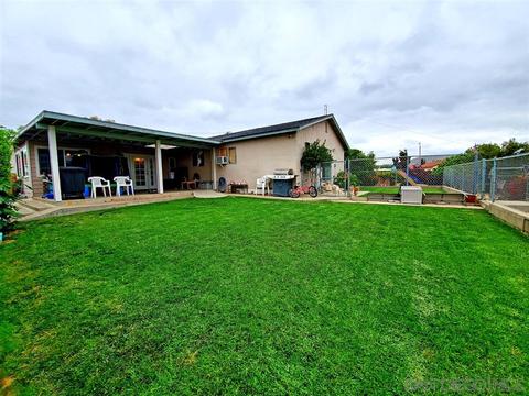 151 Lakeview Ave, Spring Valley, CA 91977 photo 12