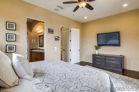 574 C Ave, Coronado, CA 92118 photo 14