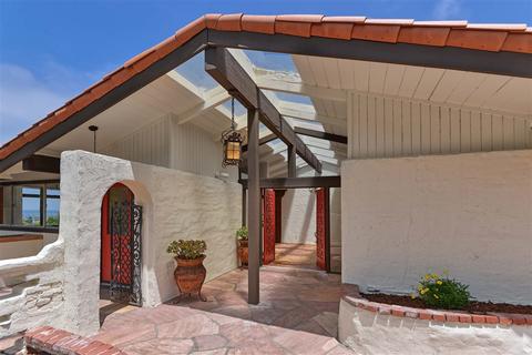 2580 Hidden Valley Rd, La Jolla, CA 92037 photo 3