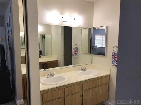 13561 Comuna Dr, Poway, CA 92064 photo 11