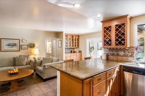 801 Hitching Post Rd, Vista, CA 92081 photo 2
