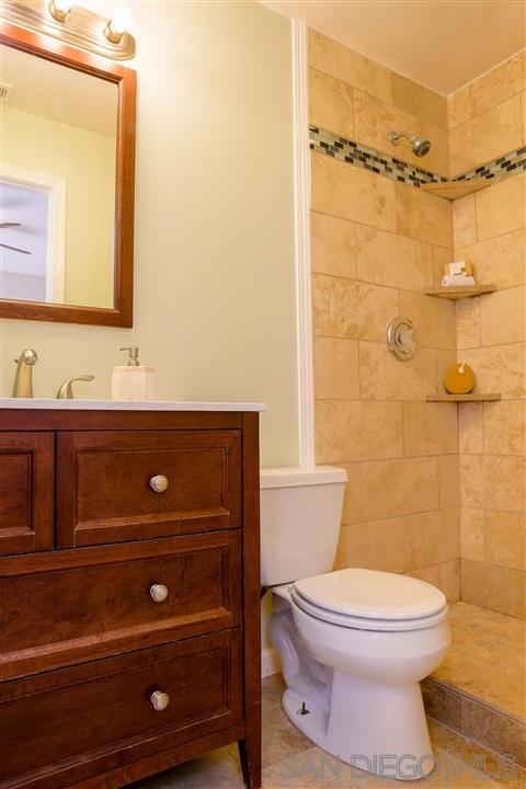 815 E Bobier Dr, Vista, CA 92084 photo 19