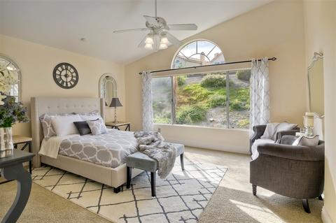 1854 Olympus Loop, Vista, CA 92081 photo 15