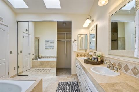 1854 Olympus Loop, Vista, CA 92081 photo 18