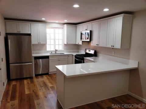 3144 Morningside Dr, Oceanside, CA 92056 photo 2