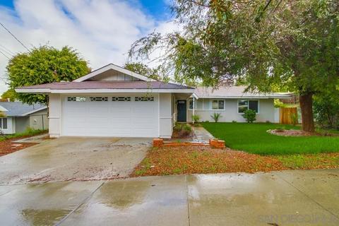 2452 Sarbonne Dr, Oceanside, CA 92054 photo 2