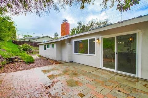 2452 Sarbonne Dr, Oceanside, CA 92054 photo 19