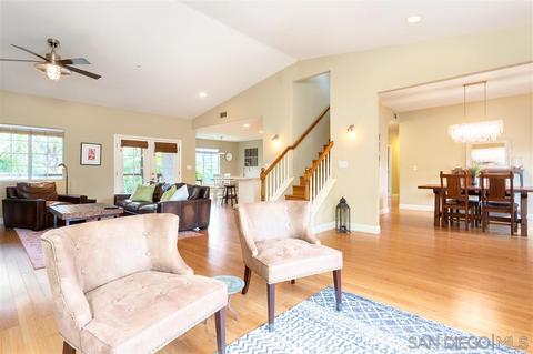 844 Hampton Ct, Vista, CA 92081 photo 6