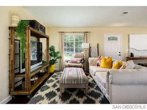 13021 Gate Dr, Poway, CA 92064 photo 5