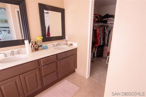 938 E J St, Chula Vista, CA 91910 photo 17