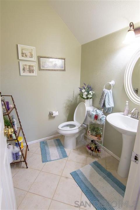938 E J St, Chula Vista, CA 91910 photo 8