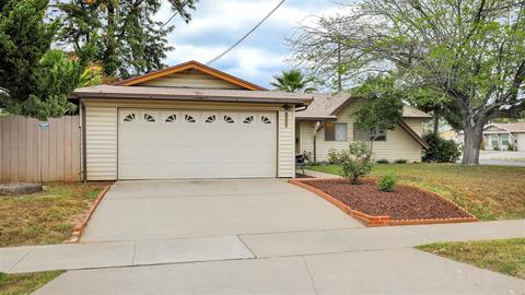 1498 Dumar Ave, El Cajon, CA 92019 photo 4
