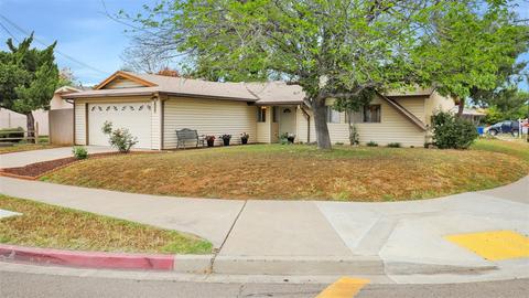 1498 Dumar Ave, El Cajon, CA 92019 photo 2