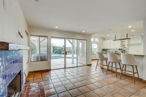 1676 Olympus Loop Dr, Vista, CA 92081 photo 12