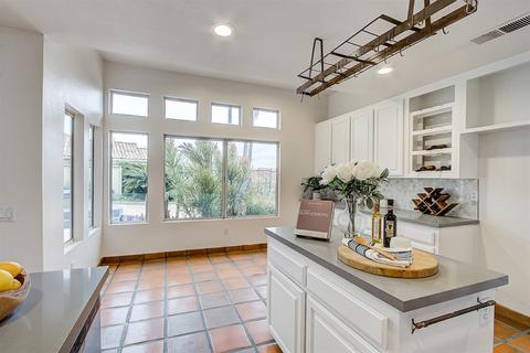1676 Olympus Loop Dr, Vista, CA 92081 photo 11