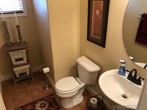 5470 Parrolette Ct, Oceanside, CA 92057 photo 10