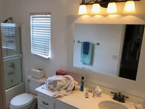 5470 Parrolette Ct, Oceanside, CA 92057 photo 18