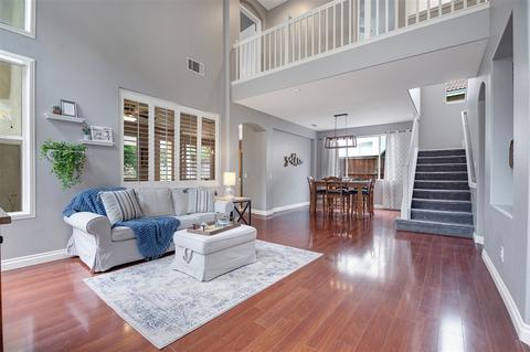 6695 Corte Eduardo, Carlsbad, CA 92009 photo 3