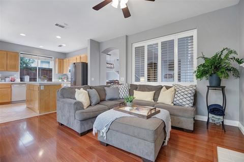 6695 Corte Eduardo, Carlsbad, CA 92009 photo 12