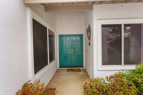 4563 Cordoba Way, Oceanside, CA 92056 photo 3