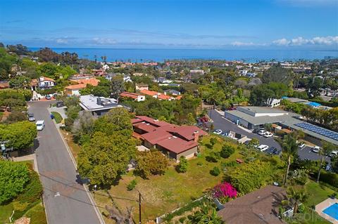 10 E Roseland Dr, La Jolla, CA 92037 photo 4