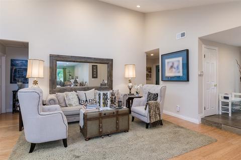 2158 Steiger Ln, Oceanside, CA 92056 photo 5