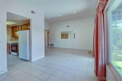 4886 Gardenia St, Oceanside, CA 92057 photo 9