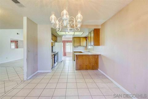 4886 Gardenia St, Oceanside, CA 92057 photo 8
