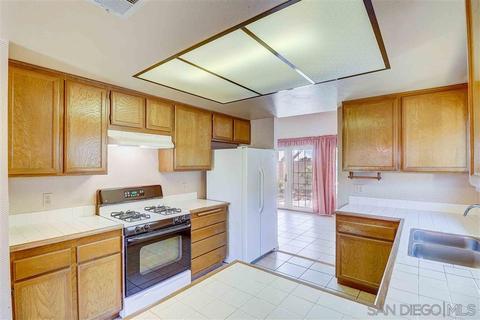4886 Gardenia St, Oceanside, CA 92057 photo 7