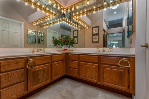 4673 Barcelona Way, Oceanside, CA 92056 photo 18