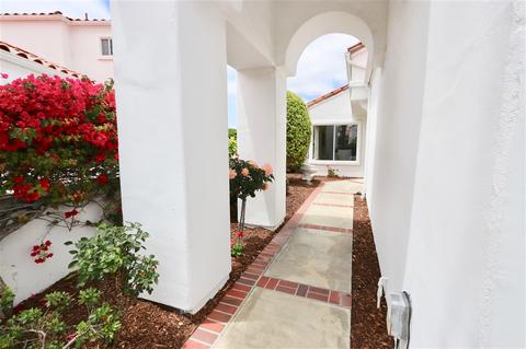 4996 Lamia Way, Oceanside, CA 92056 photo 2