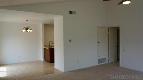 2141 Ridgeview Pl, Escondido, CA 92026 photo 6