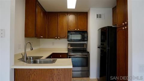 2141 Ridgeview Pl, Escondido, CA 92026 photo 8