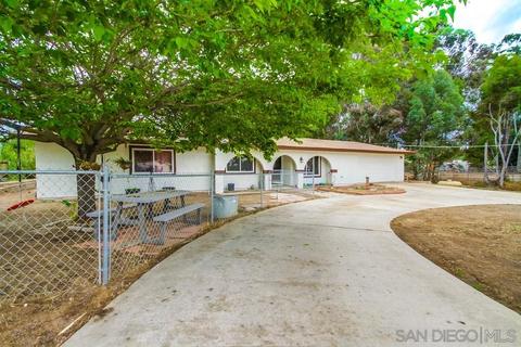1250 10th St, Ramona, CA 92065 photo 4