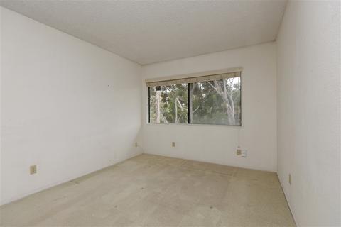 8036 Caminito Gianna, La Jolla, CA 92037 photo 15