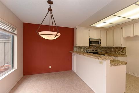 8036 Caminito Gianna, La Jolla, CA 92037 photo 6