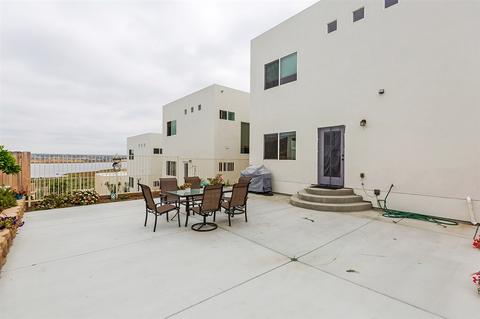 359 Maria Ave, Spring Valley, CA 91977 photo 19