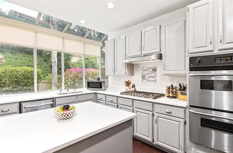 7079 Zubaron Ln, Carlsbad, CA 92009 photo 8