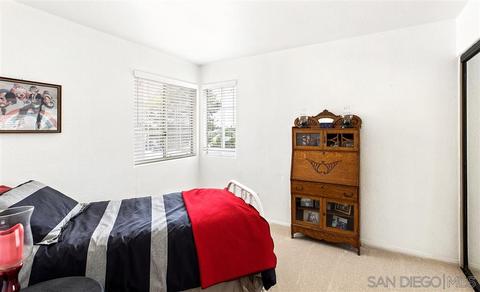 7079 Zubaron Ln, Carlsbad, CA 92009 photo 19