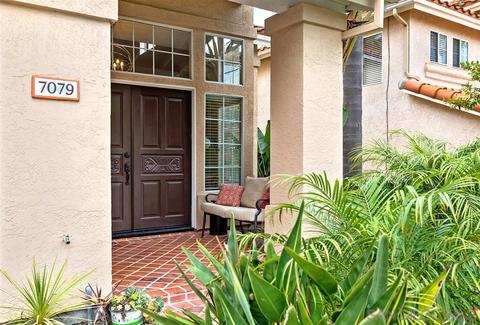 7079 Zubaron Ln, Carlsbad, CA 92009 photo 2