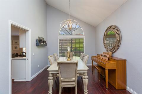 1963 Vineyard Ave, Vista, CA 92081 photo 5