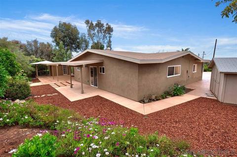 2307 Dunstan St, Oceanside, CA 92054 photo 2