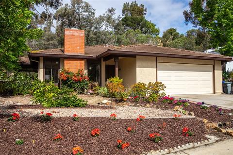 130 Townwood Way, Encinitas, CA 92024 photo 2