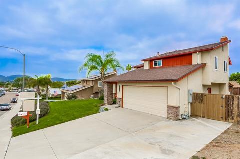 9318 Pennywood Rd, Santee, CA 92071 photo 2