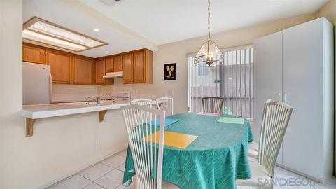 679 Benton Pl, El Cajon, CA 92020 photo 4