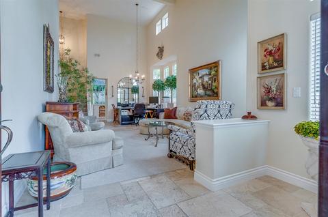 7010 Via Coello, Carlsbad, CA 92009 photo 5