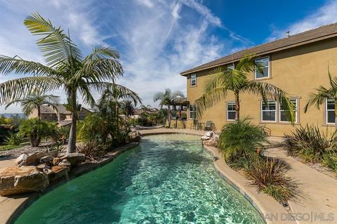 6072 Cala Lily St, Santee, CA 92071 photo 2