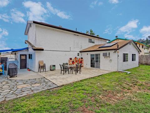 1094 Benjamin Pl, El Cajon, CA 92020 photo 4