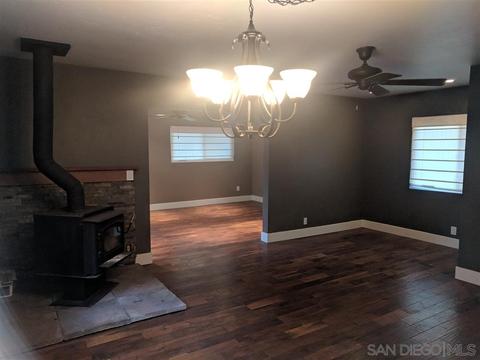 8122 Cove Ln, Bradley, CA 93426 photo 11
